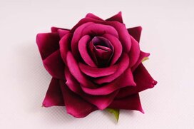 ruža zamatová 9 cm